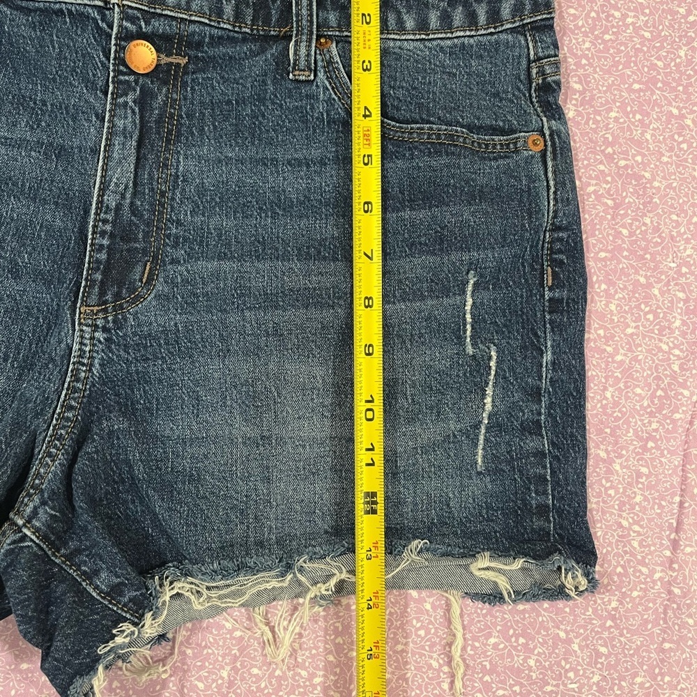 Universal Thread Vintage Midi Jean Shorts - Size 14/32R - Picture 8 of 9